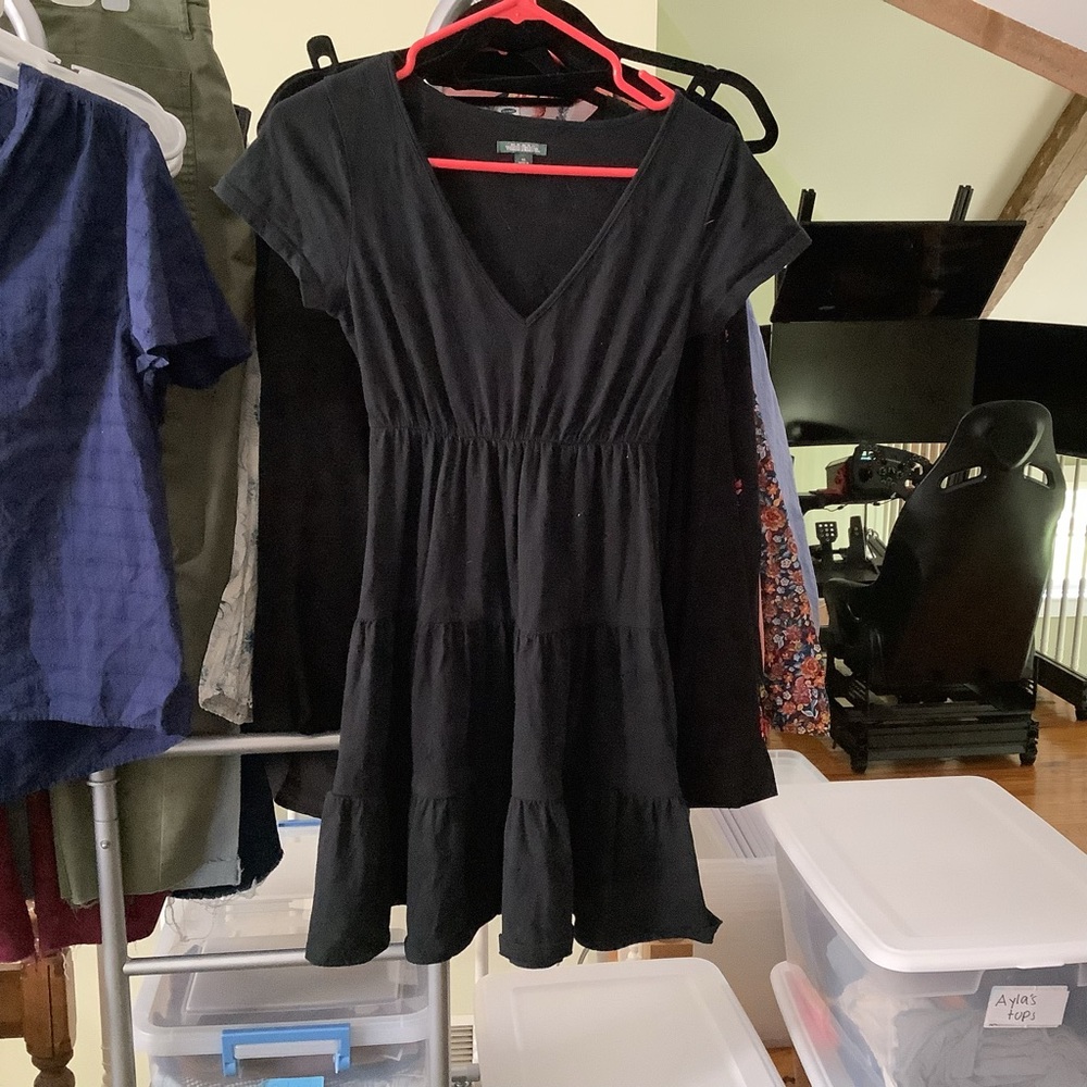 (Bin 6) Wild fable v-neck babydoll tiered dress, Size XS